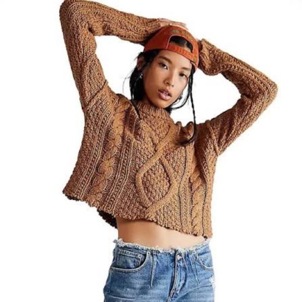 FP Free People Cutting Edge Cable Pullover Cropped Sweater